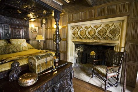 what did tudor houses look like|tudor house style interior.